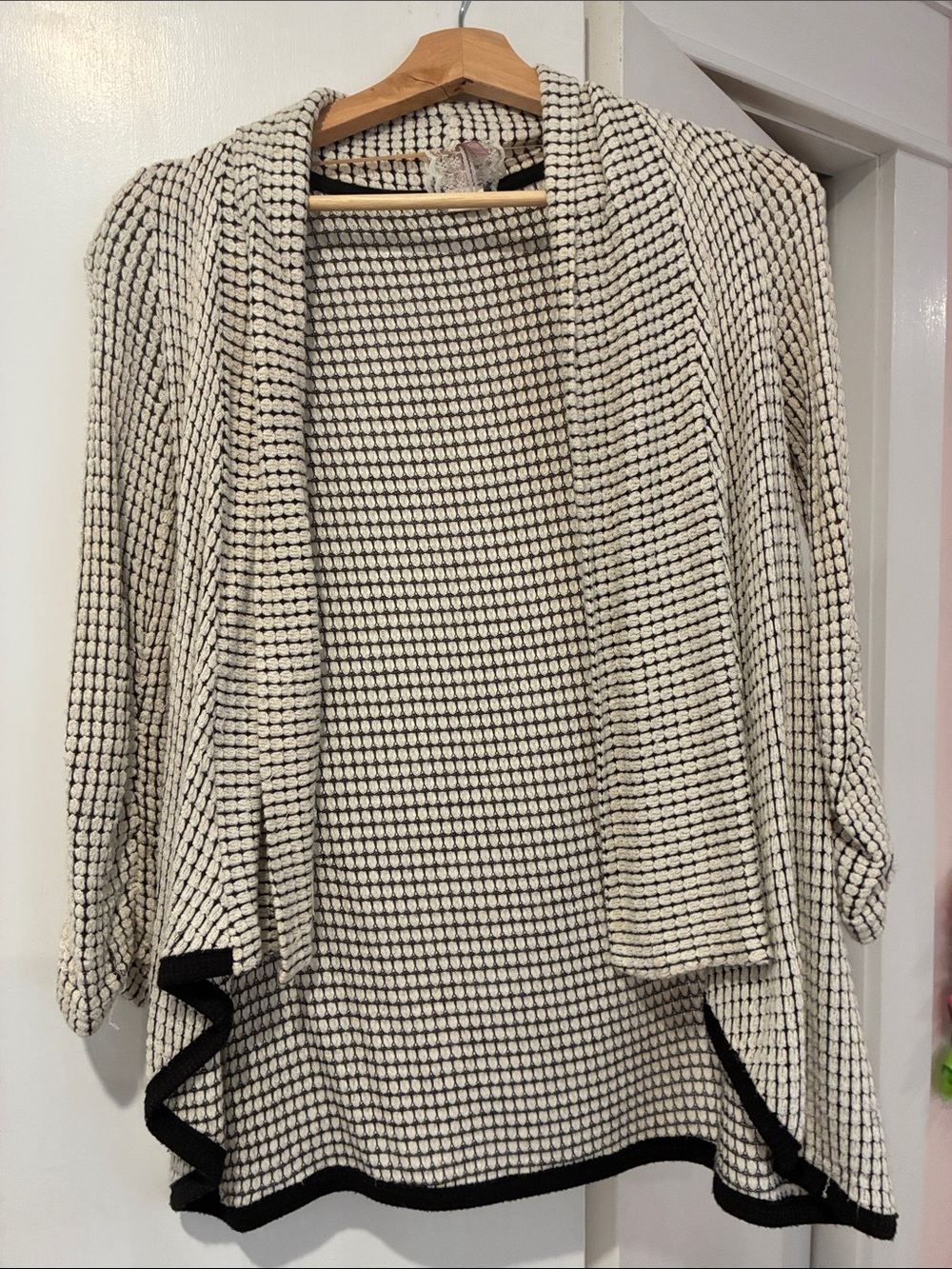 Cozy Open-Front Cream & Black Textured Shawl Sweater